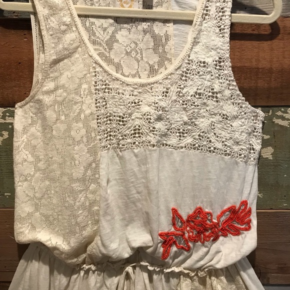 Sleeveless top, drawstring waist - Picture 4 of 6